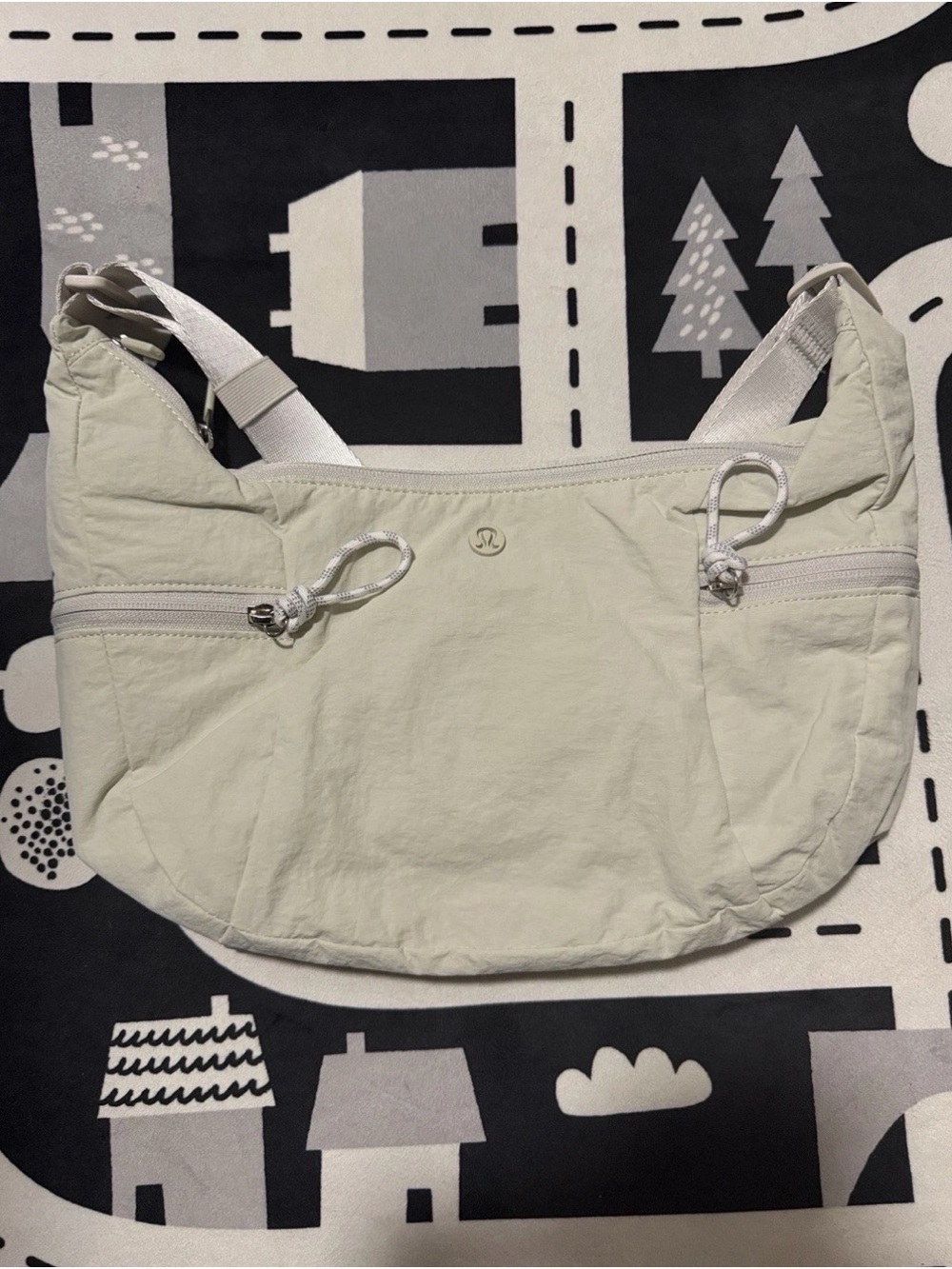 Lululemon Small Slouchy Sling bag 6L Cream